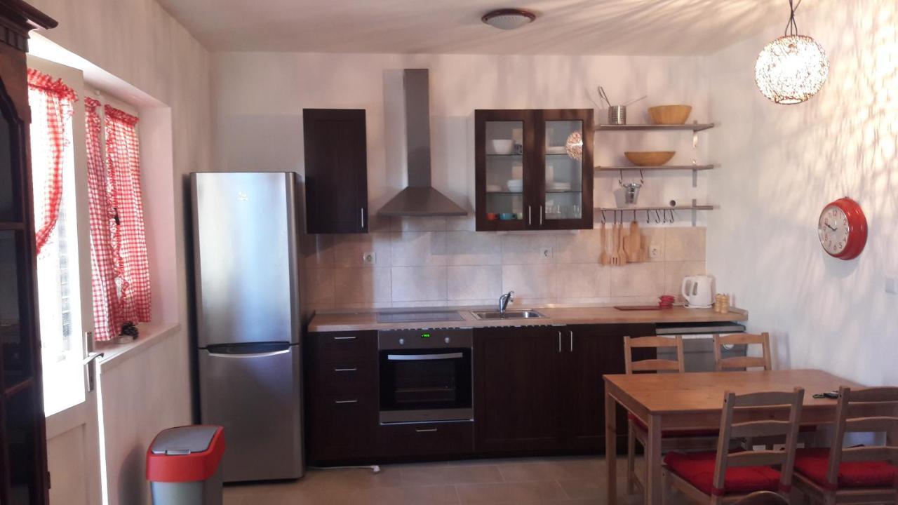 Apartment Lana Трогир Екстериор снимка