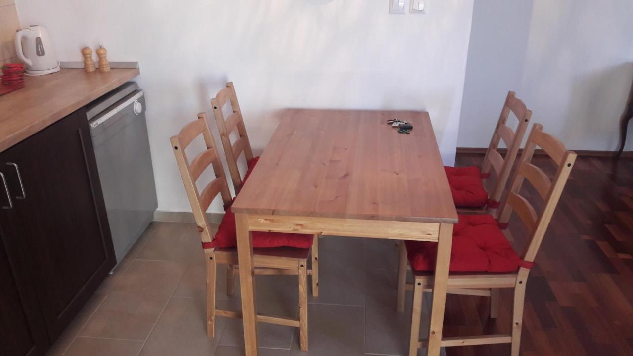 Apartment Lana Трогир Екстериор снимка