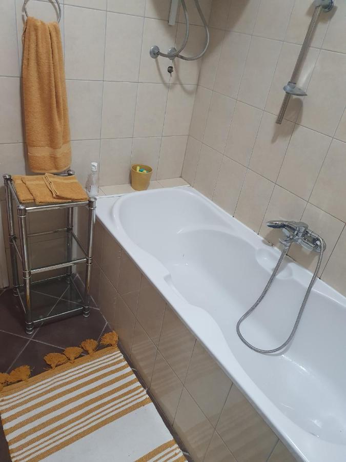 Apartment Lana Трогир Екстериор снимка