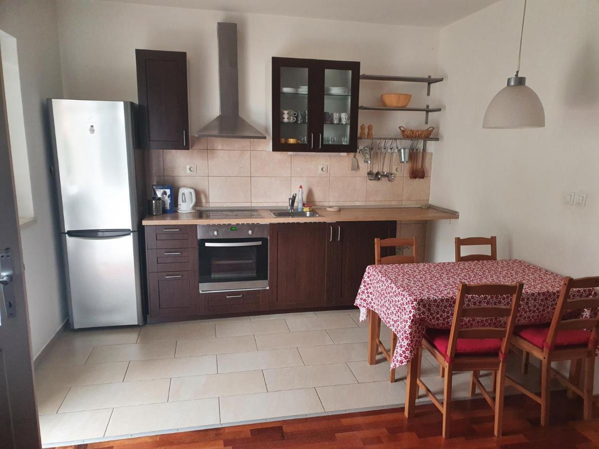 Apartment Lana Трогир Екстериор снимка