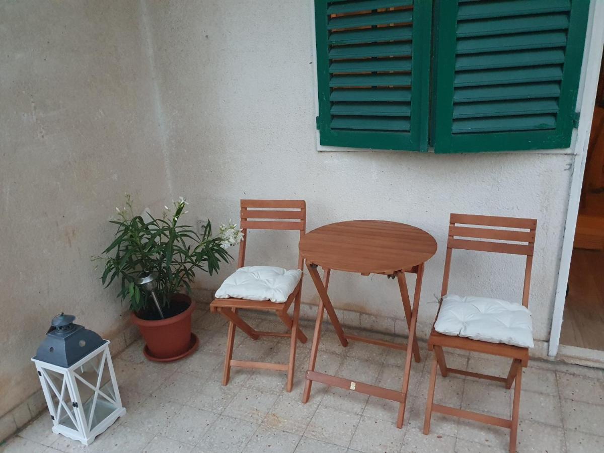 Apartment Lana Трогир Екстериор снимка