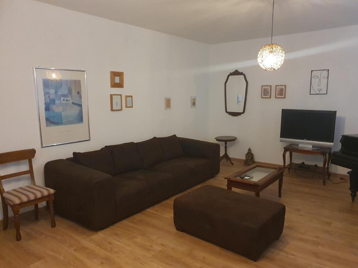 Apartment Lana Трогир Екстериор снимка